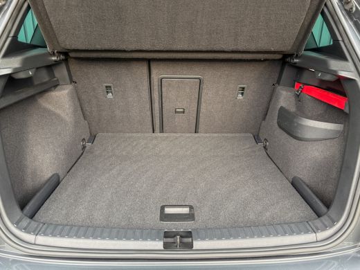 Skoda Karoq 1.5 TSI ACT Sportline Business | Leder | Camera | Adapt. Cruise control | Stoel & Stuur verw. | P... ActivLease financial lease