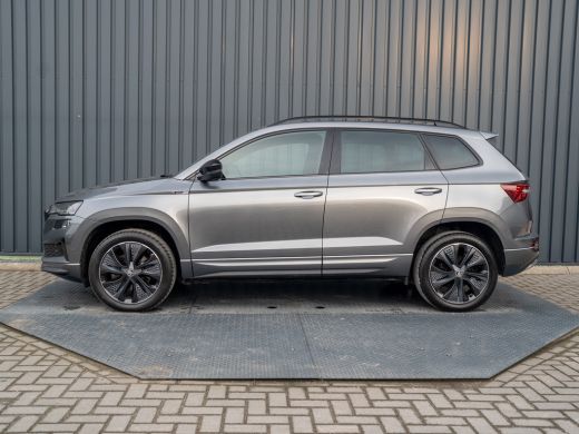 Skoda Karoq 1.5 TSI ACT Sportline Business | Leder | Camera | Adapt. Cruise control | Stoel & Stuur verw. | P... ActivLease financial lease