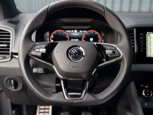 Skoda Karoq 1.5 TSI ACT Sportline Business | Leder | Camera | Adapt. Cruise control | Stoel & Stuur verw. | P... ActivLease financial lease