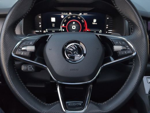 Skoda Kodiaq 1.5 TSI Sportline Business | Adap. cruise control | Pano | Camera | Stoelverwarming | | Achteruit... ActivLease financial lease