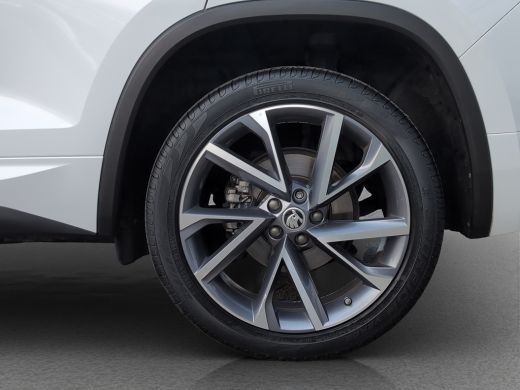 Skoda Kodiaq 1.5 TSI Sportline Business | Adap. cruise control | Pano | Camera | Stoelverwarming | | Achteruit... ActivLease financial lease