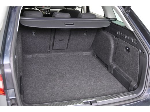 Skoda Superb Combi 2.0 TDI *1ste Eigenaar*Navigatie*Stoelverwarming* ActivLease financial lease