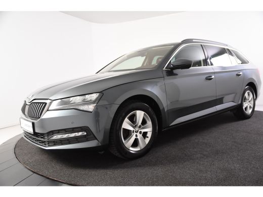 Skoda Superb Combi 2.0 TDI *1ste Eigenaar*Navigatie*Stoelverwarming* ActivLease financial lease