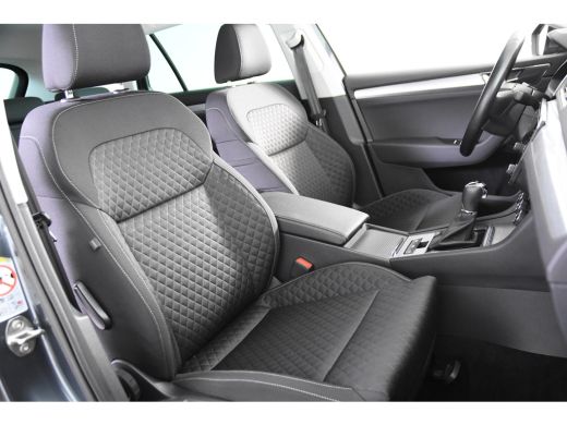 Skoda Superb Combi 2.0 TDI *1ste Eigenaar*Navigatie*Stoelverwarming* ActivLease financial lease