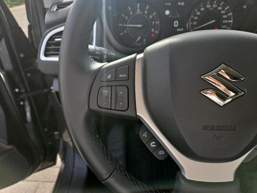 Suzuki S-Cross 1.4 Boosterjet Style Smart Hybrid ActivLease financial lease