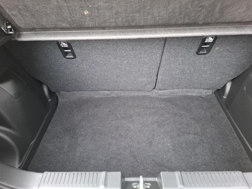 Suzuki Swift 1.2 Select Smart Hybrid ActivLease financial lease