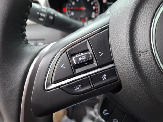 Suzuki Swift 1.2 Select Smart Hybrid ActivLease financial lease