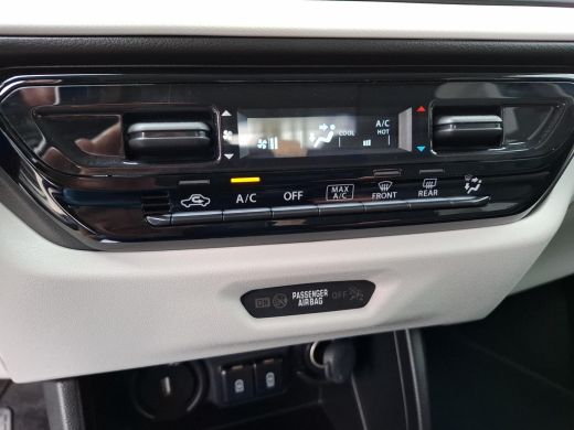 Suzuki Swift 1.2 Select Smart Hybrid ActivLease financial lease