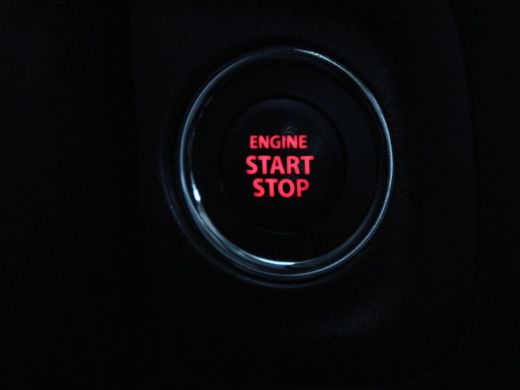 Suzuki Vitara 1.4 Boosterjet Style Smart Hybrid | Panoramadak | Leder/Alcantara | Stoelverwarming | Trekhaak | ... ActivLease financial lease