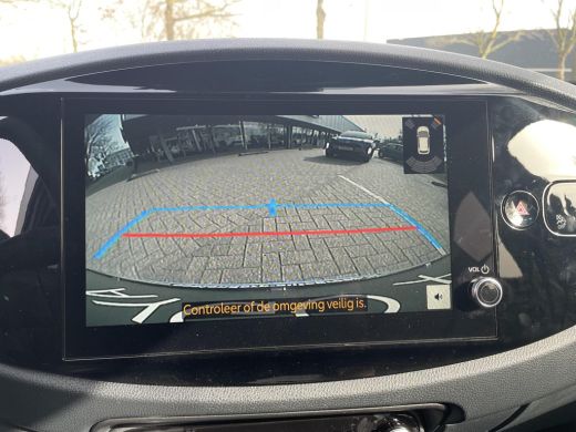 Toyota Aygo Hybrid 115 envy ActivLease financial lease