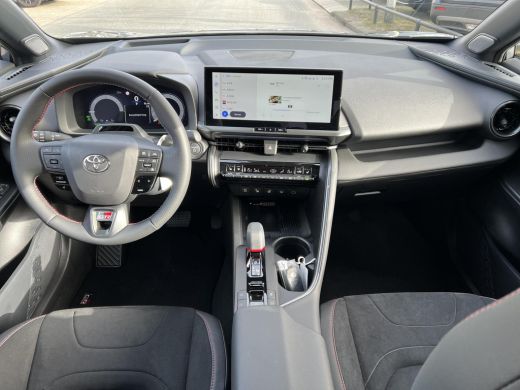 Toyota C-HR 2.0 Plug-in Hybrid 220 GR SPORT ActivLease financial lease