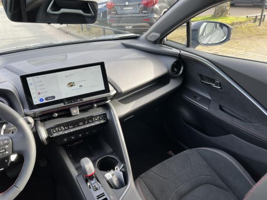 Toyota C-HR 2.0 Plug-in Hybrid 220 GR SPORT ActivLease financial lease