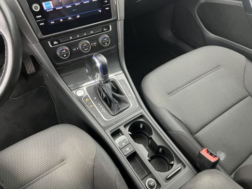 Volkswagen e-Golf {SOH-88%} (INCL-BTW) *HEATPUMP | ADAPTIVE-CRUISE | FULL-LED | DIGI-COCKPIT | NAVI-FULLMAP | CAMER... ActivLease financial lease