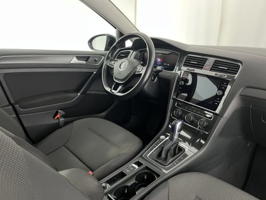 Volkswagen e-Golf {SOH-88%} (INCL-BTW) *HEATPUMP | ADAPTIVE-CRUISE | FULL-LED | DIGI-COCKPIT | NAVI-FULLMAP | CAMER... ActivLease financial lease