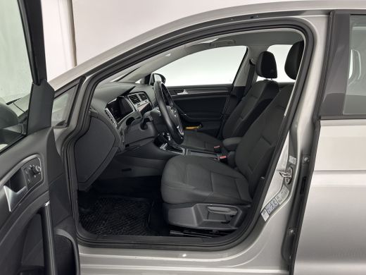 Volkswagen e-Golf {SOH-91%} (INCL-BTW) Aut. *HEATPUMP | ADAPTIVE-CRUISE | DIGI-COCKPIT | FULL-LED | NAVI-FULLMAP | ... ActivLease financial lease