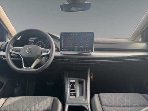 Volkswagen Golf 1.5 204pk eHybrid Life Edition Zijruiten achter en achterruit getint | Navigatie 'Discover' | Ach... ActivLease financial lease