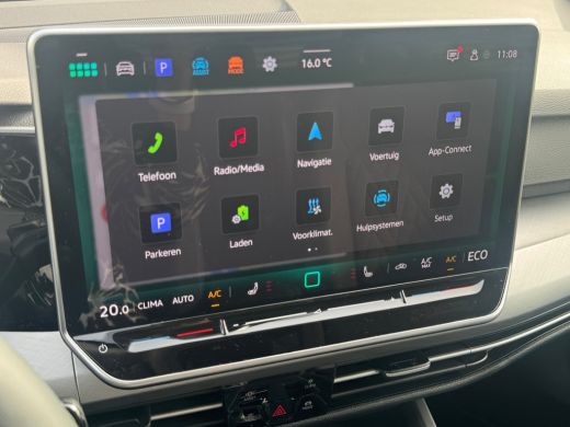 Volkswagen Golf 1.5 204pk eHybrid Life Edition Zijruiten achter en achterruit getint | Navigatie 'Discover' | Ach... ActivLease financial lease