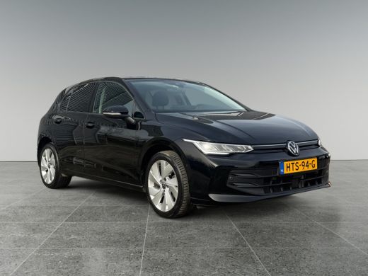 Volkswagen Golf 1.5 204pk eHybrid Life Edition Zijruiten achter en achterruit getint | Navigatie 'Discover' | Ach... ActivLease financial lease