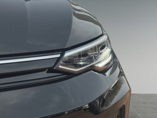 Volkswagen Golf 1.5 204pk eHybrid Life Edition Zijruiten achter en achterruit getint | Navigatie 'Discover' | Ach... ActivLease financial lease