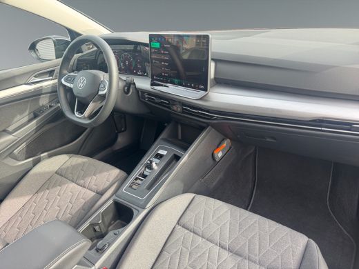 Volkswagen Golf 1.5 204pk eHybrid Life Edition Zijruiten achter en achterruit getint | Navigatie 'Discover' | Ach... ActivLease financial lease