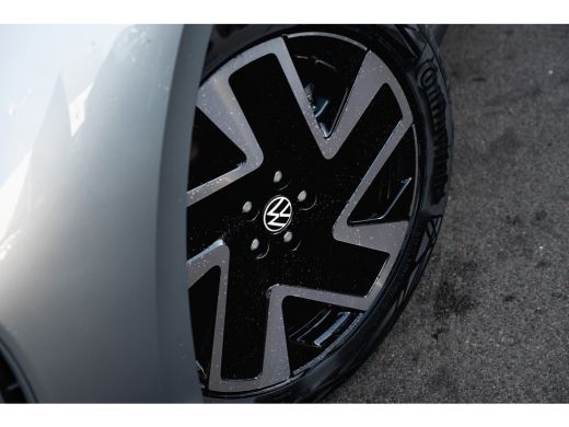 Volkswagen ID. Buzz Cargo Bulli 4-Motion | Achterdeuren | 360 Camera | IQ-Light | Trekhaak | 20 " ActivLease financial lease