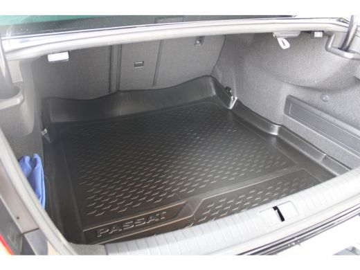 Volkswagen Passat 1.5 TSI Business | Adaptieve cruise control | Climate control | Keyless start | Apple carplay | ActivLease financial lease