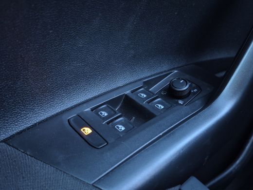 Volkswagen Polo 1.0 TSI Comfortline Parkeersensoren | Full map navigatie | Carplay/android auto | Adaptice CC | A... ActivLease financial lease