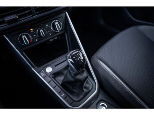 Volkswagen Polo 1.0 TSI Life Edition 95PK | Achteruitrijcamera | Airco | Hill hold functie ActivLease financial lease