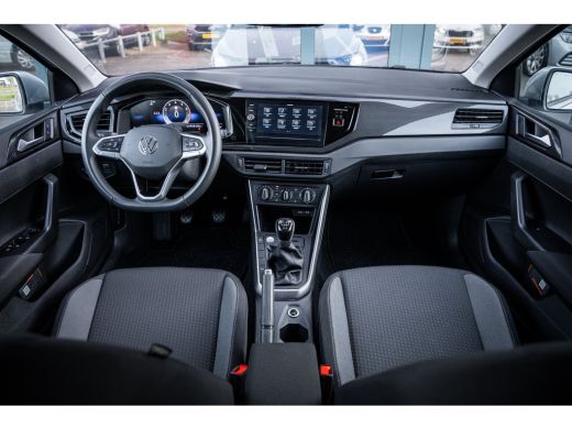 Volkswagen Polo 1.0 TSI Life Edition 95PK | Achteruitrijcamera | Airco | Hill hold functie ActivLease financial lease