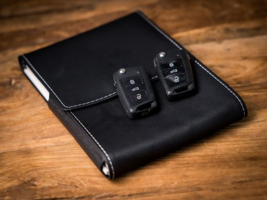 Volkswagen T-Roc 1.0 TSI Sport (APPLE CARPLAY, GROOT NAVI, ADAPTIVE CRUISE, PARKEERSENSOREN, SPORTSTOELEN, LANE AS... ActivLease financial lease