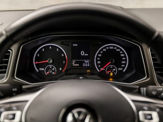 Volkswagen T-Roc 1.0 TSI Sport (APPLE CARPLAY, GROOT NAVI, ADAPTIVE CRUISE, PARKEERSENSOREN, SPORTSTOELEN, LANE AS... ActivLease financial lease