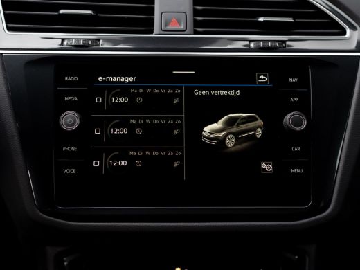 Volkswagen Tiguan 1.4 TSI eHybrid R-Line Business+ | Keyless | Black Style | IQ Light | Elk. A-klep | Prijs Rijklaar!! ActivLease financial lease