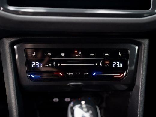 Volkswagen Tiguan 1.4 TSI eHybrid R-Line Business+ | Keyless | Black Style | IQ Light | Elk. A-klep | Prijs Rijklaar!! ActivLease financial lease