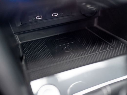 Volkswagen Tiguan 1.4 TSI eHybrid R-Line Business+ | Keyless | Black Style | IQ Light | Elk. A-klep | Prijs Rijklaar!! ActivLease financial lease