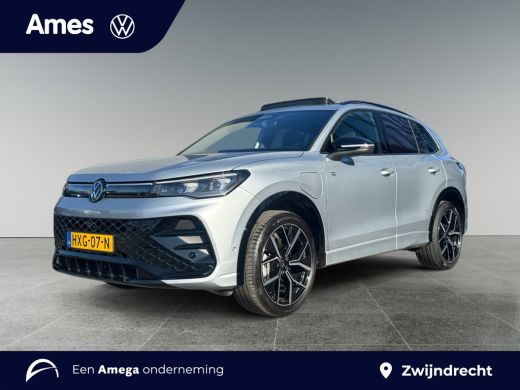 Volkswagen Tiguan 1.5 204pk eHybrid R-Line Edition Black Style Pakket | Panoramaschuif-kanteldak | Parkeerassistent...
