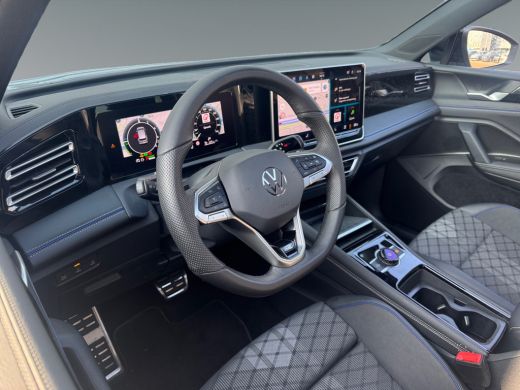 Volkswagen Tiguan 1.5 204pk eHybrid R-Line Edition Black Style Pakket | Panoramaschuif-kanteldak | Parkeerassistent... ActivLease financial lease