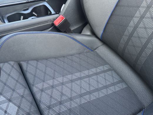 Volkswagen Tiguan 1.5 204pk eHybrid R-Line Edition Black Style Pakket | Panoramaschuif-kanteldak | Parkeerassistent... ActivLease financial lease