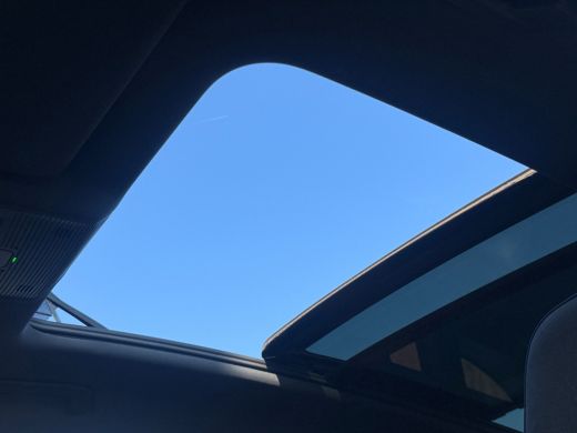 Volkswagen Tiguan 1.5 204pk eHybrid R-Line Edition Black Style Pakket | Panoramaschuif-kanteldak | Parkeerassistent... ActivLease financial lease