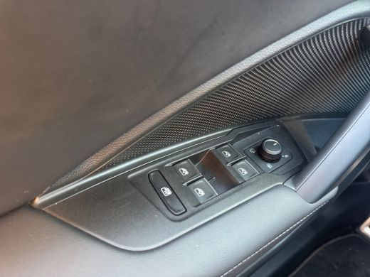 Volkswagen Tiguan 1.5 204pk eHybrid R-Line Edition Black Style Pakket | Panoramaschuif-kanteldak | Parkeerassistent... ActivLease financial lease