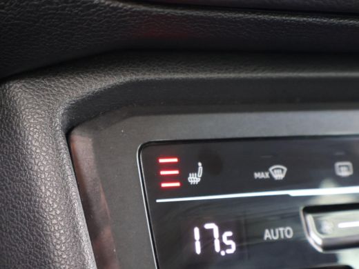 Volkswagen Tiguan 2.0 TDI DSG + VIRTUAL COCKPIT | WEGKL. TREKHAAK | CAMERA | STUUR/STOELVERW. | CARPLAY ActivLease financial lease