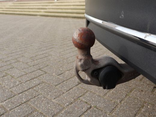 Volkswagen Tiguan 2.0 TDI DSG + VIRTUAL COCKPIT | WEGKL. TREKHAAK | CAMERA | STUUR/STOELVERW. | CARPLAY ActivLease financial lease