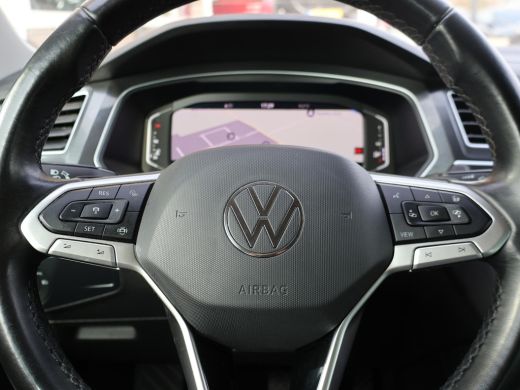 Volkswagen Tiguan 2.0 TDI DSG + VIRTUAL COCKPIT | WEGKL. TREKHAAK | CAMERA | STUUR/STOELVERW. | CARPLAY ActivLease financial lease