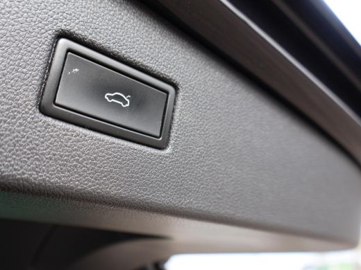 Volkswagen Tiguan 2.0 TDI DSG + VIRTUAL COCKPIT | WEGKL. TREKHAAK | CAMERA | STUUR/STOELVERW. | CARPLAY ActivLease financial lease