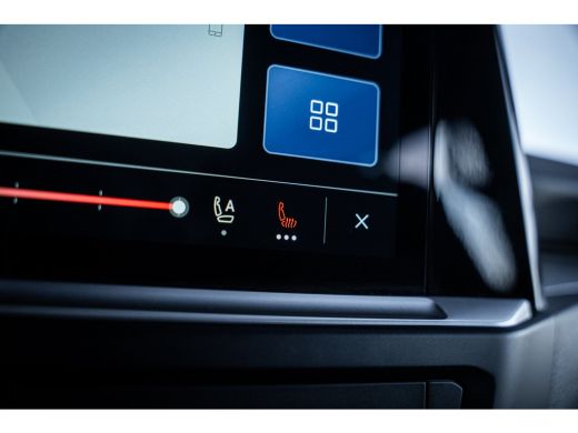 Volkswagen Transporter 2.0 TDI 170 pk L2H1 Bulli Dubbele Cabine TREKHAAK - BLACK PACK - BETIMMERING ActivLease financial lease