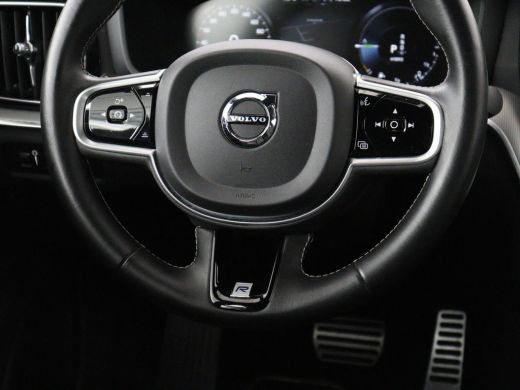 Volvo  S60 2.0 T6 AWD Twin Engine R-Design | Stoelverwarming | Adaptive cruise | Standkachel | Camera | 19''... ActivLease financial lease