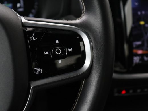 Volvo  S60 2.0 T6 AWD Twin Engine R-Design | Stoelverwarming | Adaptive cruise | Standkachel | Camera | 19''... ActivLease financial lease