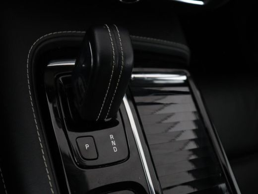 Volvo  S60 2.0 T6 AWD Twin Engine R-Design | Stoelverwarming | Adaptive cruise | Standkachel | Camera | 19''... ActivLease financial lease