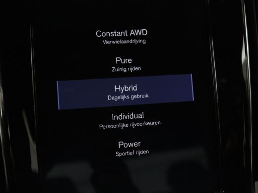 Volvo  S60 2.0 T6 AWD Twin Engine R-Design | Stoelverwarming | Adaptive cruise | Standkachel | Camera | 19''... ActivLease financial lease