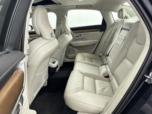Volvo  S90 T4 Business Luxury | 19" | Geventileerd Nappa | Massagestoelen | Head-Up | 360 Camera | Harman Ka... ActivLease financial lease