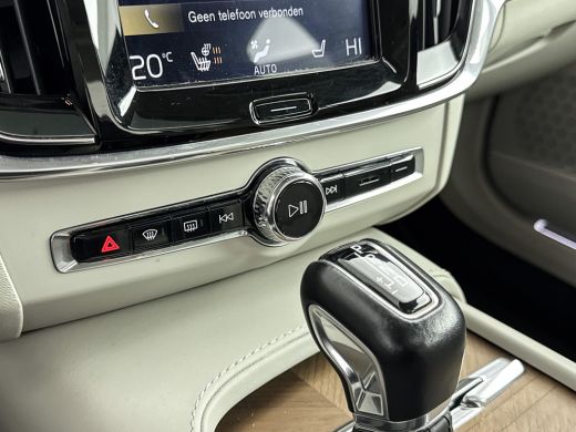 Volvo  S90 T4 Business Luxury | 19" | Geventileerd Nappa | Massagestoelen | Head-Up | 360 Camera | Harman Ka... ActivLease financial lease